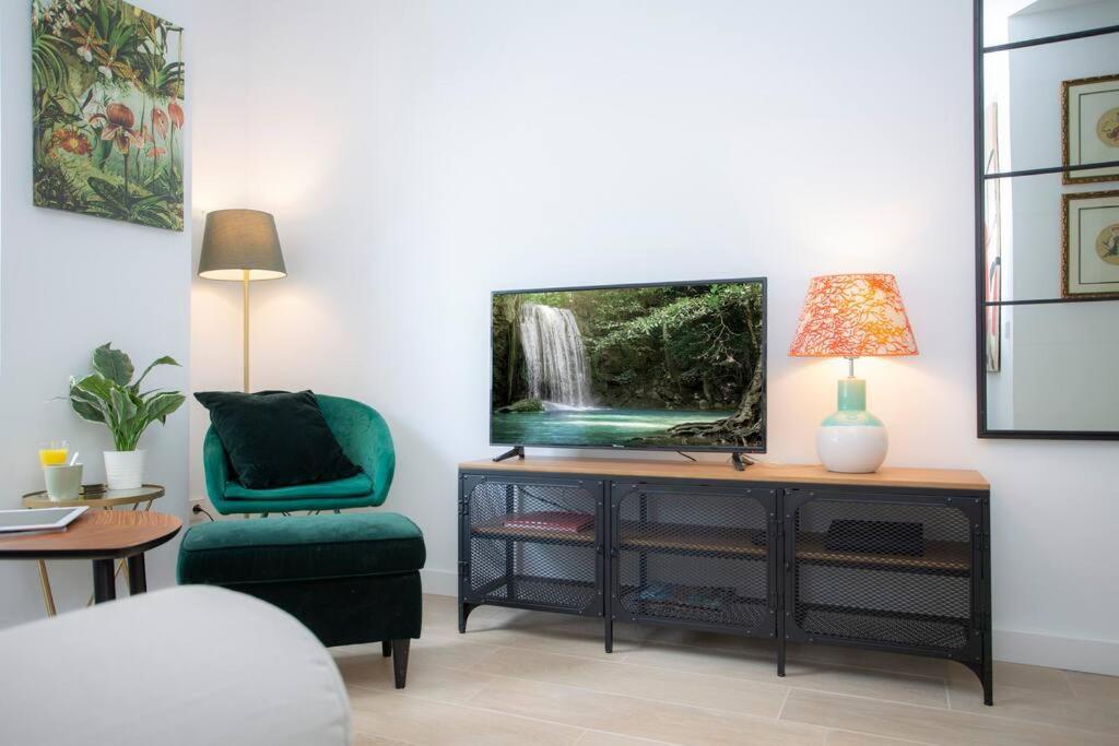 דירות ולנסיה Elegante Apartamento Cerca De La Playa מראה חיצוני תמונה